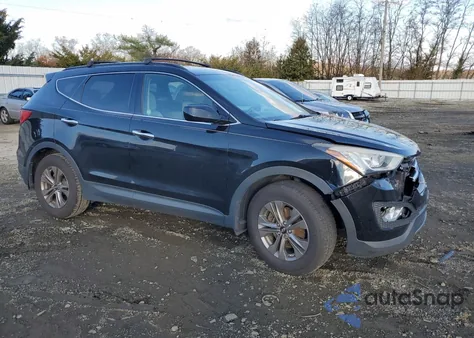 2015 Hyundai Santa Fe Sport z USA, uszkodzony, nr VIN 5XYZUDLB8FG262853
